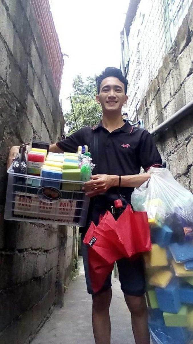 Salut! Kisah Pemuda yang Lulus Kuliah dari Biaya Jualan Spons Cuci Piring detik.id/6AcTz9 via <a href="/wolipop/">wolipop</a>