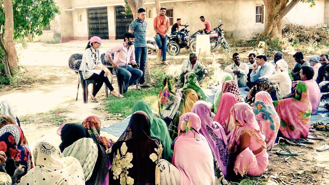 RamasinghD's tweet photo. I'm blessed to #give_back to the #Place where I was born &amp; raised in....#Back_to_my_Roots #हमारा_प्रयास_गांव_विकास #villageTransformationInitiative  #AriseNAwake #Jagapur_Jaunpur #UP https://t.co/hnYqrjFoco