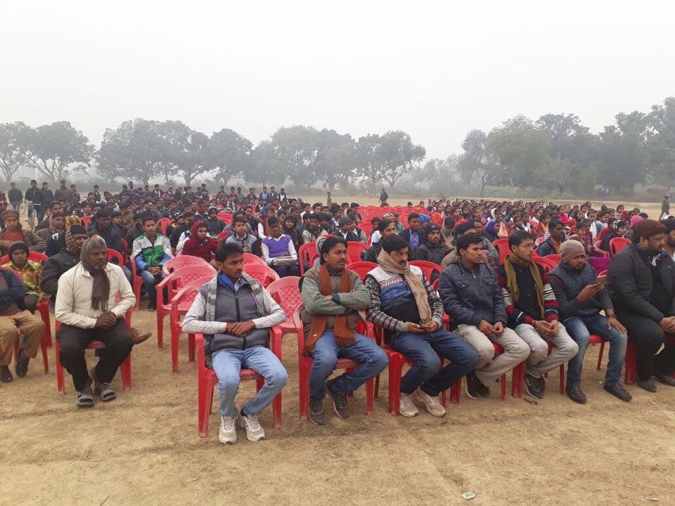 RamasinghD's tweet photo. I'm blessed to #give_back to the #Place where I was born &amp; raised in....#Back_to_my_Roots #हमारा_प्रयास_गांव_विकास #villageTransformationInitiative  #AriseNAwake #Jagapur_Jaunpur #UP https://t.co/hnYqrjFoco