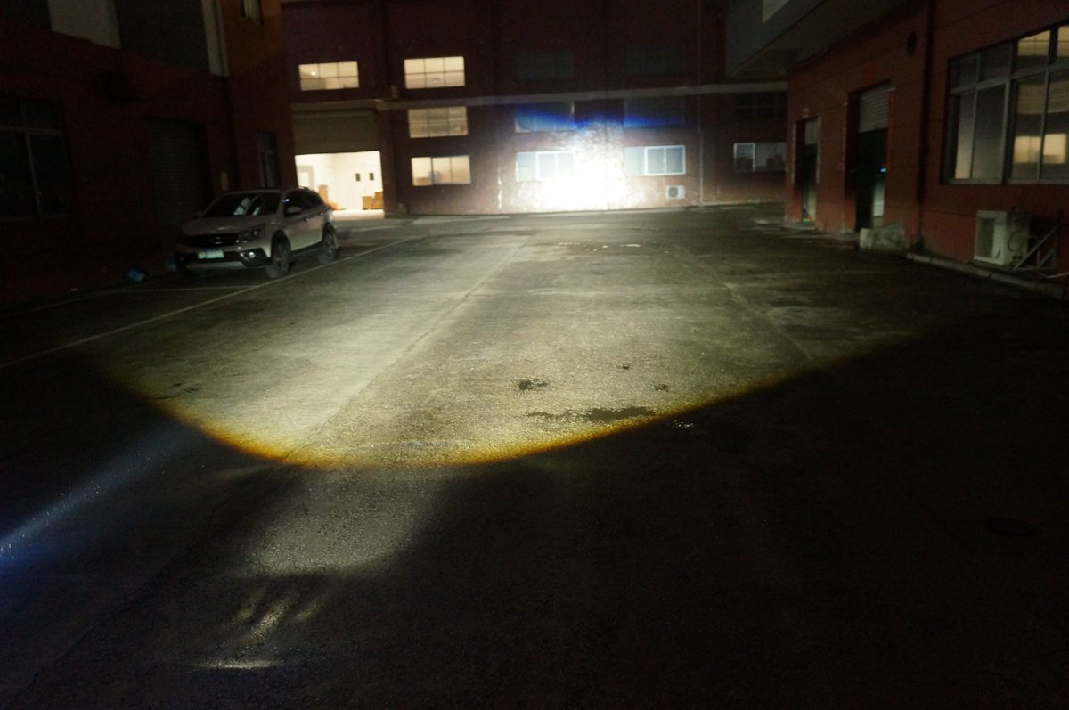 Vicky199571's tweet photo. #Automotive lighting ,#LED Carheadlights #Foglight    #projector for headlight, Good light shape and brightness led projector will help you get more customers! if there have any questions please don't hesitate to contact me! https://t.co/AXaQ1KHjl8