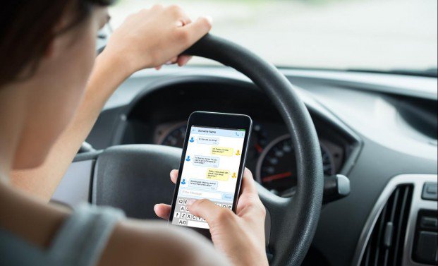 EeYuva's tweet photo. 3 Out Of 5 Indians Admit Using A Mobile Phone While Driving
#automobile #driving #mobile #MobilePhoneWhileDriving
#MobilePhoneDriving #NissanIndiaSurvey #NissanConnectedFamilies #IndiaSurvey #MobilePhoneWhileDriving #NissanConnect
https://t.co/TGE893e9EE https://t.co/NAMPnb4erd