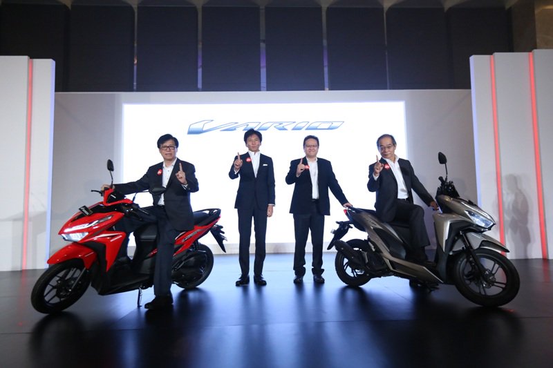 speedwayID's tweet photo. AHM Luncurkan All New Honda Vario 150 dan All New Honda Vario 125 https://t.co/0TLKX7ffe5 https://t.co/I1Mig0Z4fQ