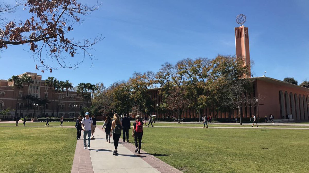 SmatMichael's tweet photo. USC Class of 2022 #FightOn https://t.co/aW0pQFAzUZ