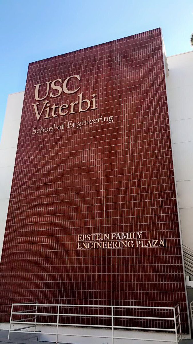 SmatMichael's tweet photo. USC Class of 2022 #FightOn https://t.co/aW0pQFAzUZ