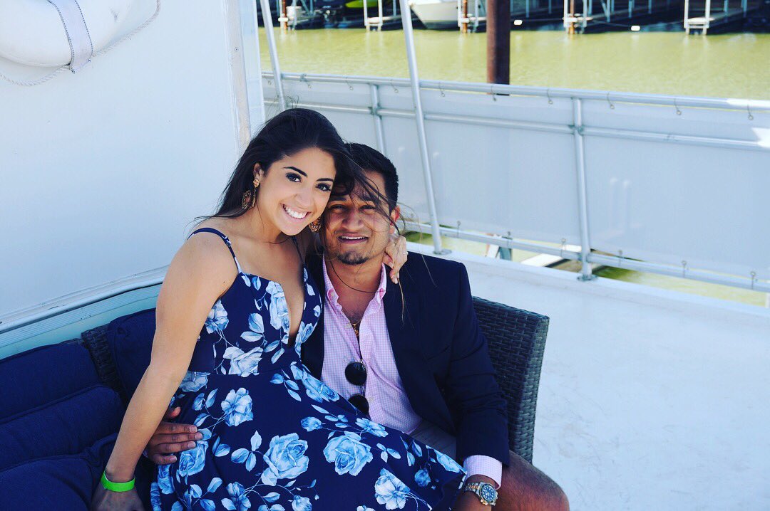 UTDpikapp's tweet photo. Wow! What an incredible time we had this past weekend during our Yacht party! The winds were chilly, but our dates sure made up for it🔥🔥. Thank you to all the brothers and their lovely dates for making yacht party such a fun, safe, and amazing experience! https://t.co/MkSaz7uBpQ