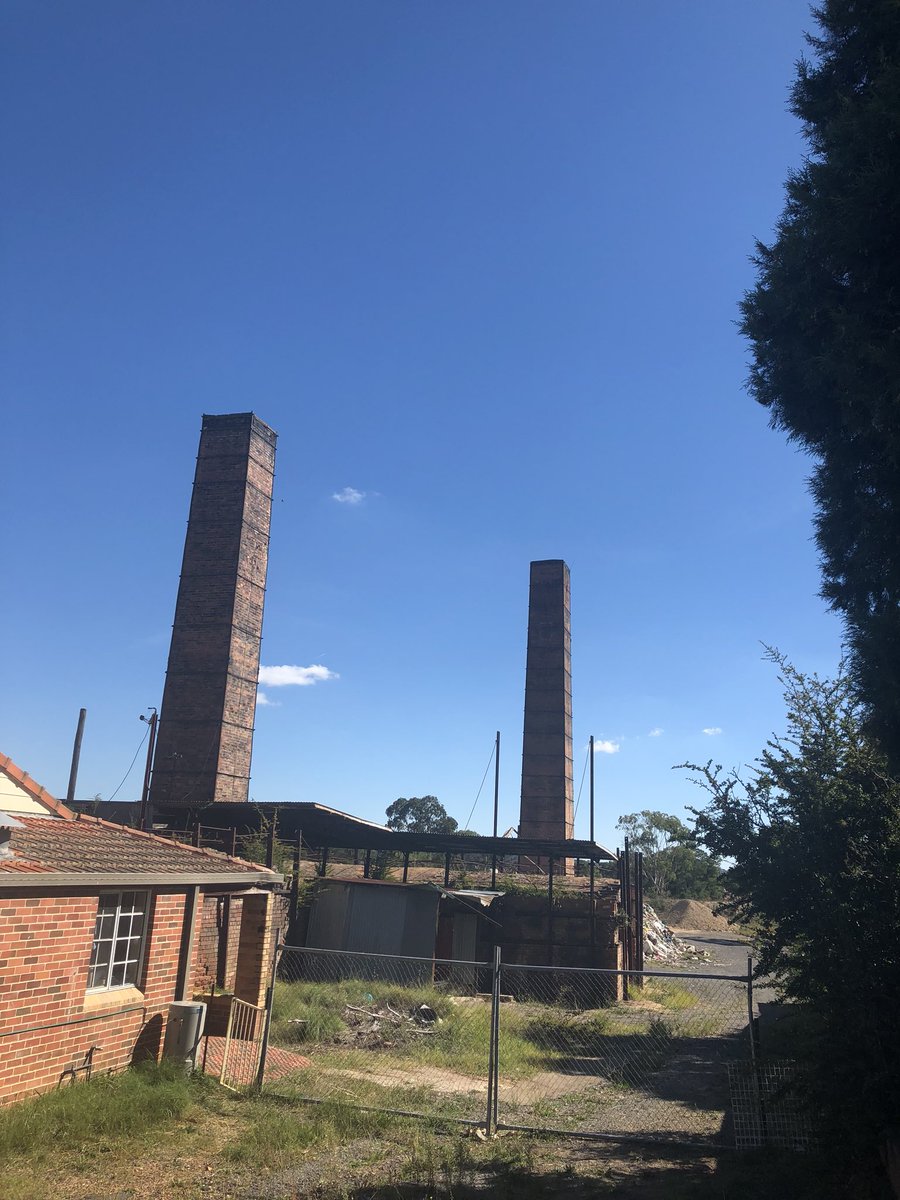 AdeleChynoweth's tweet photo. Industrial heritage #goulburn - old brickworks. It’s great that this site is heritage-listed. It’d be great if there were an historic footpath sign @OEHmedia #workingclassculture https://t.co/LdSt41ReBY