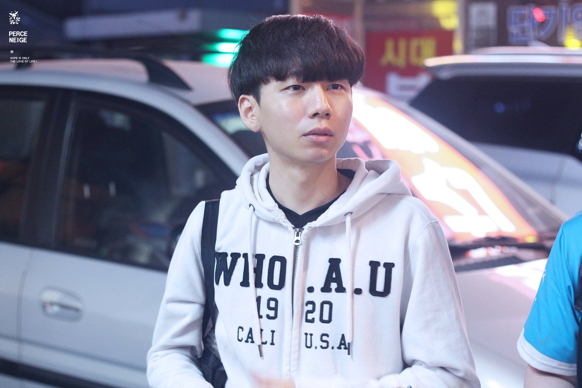 PN_pic's tweet photo. 2018.04.16 APL S1 Ro36 Group A/B
#Cloud9 #suk #sukTV #최원석 https://t.co/Q3EXjmNFqK