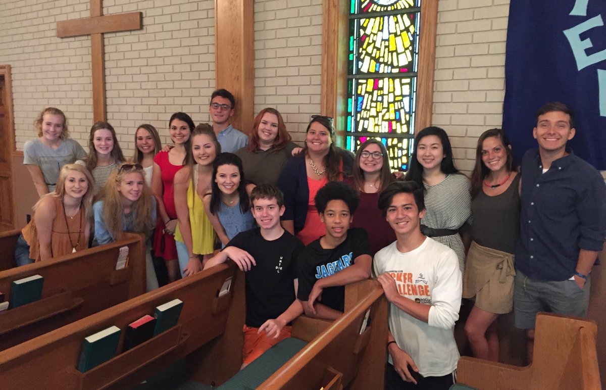 TJHS YoungLife tweet media