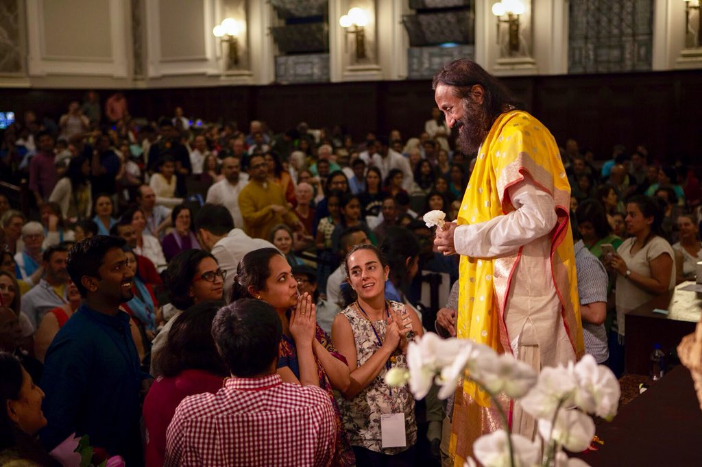 Gurudev's tweet photo. People from across the U.S. gathered at the beautiful @ArtofLiving Los Angeles Center to experience 2 days of deep meditation and knowledge during the Unveiling Infinity talks on the ancient Vigyan Bhairav scripture. https://t.co/AEyIhDQxZF
