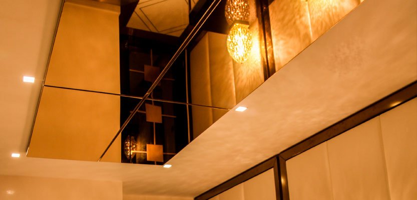 BarrisolWelch's tweet photo. Have you seen a Barrisol Stretch Mirror? With an exceptional mirror-like reflection, our stretch mirrors have many advantages over traditional glass mirrors. Take a look and see for yourself: https://t.co/54vAcHYFBx #Barrisol #StretchMirror #StretchCeilings #InteriorDesign https://t.co/SCIzqnyzCl