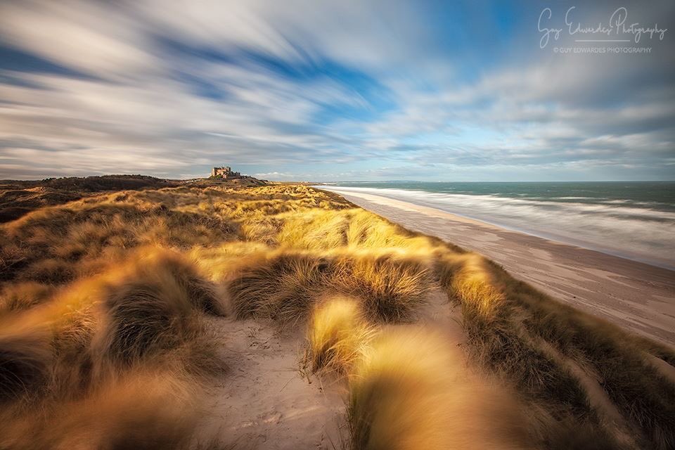 guyedwardes's tweet photo. Bamburgh Castle seen in the distance from the dunes above Bamburgh Beach.

© Guy Edwardes Photography

#landscapephotography #outdoorphotographer #guyedwardes #natgeo #wanderlust #northumberland #visitbritain #bamburgh #coast #ukshots #beaches https://t.co/dYrFvzgc21