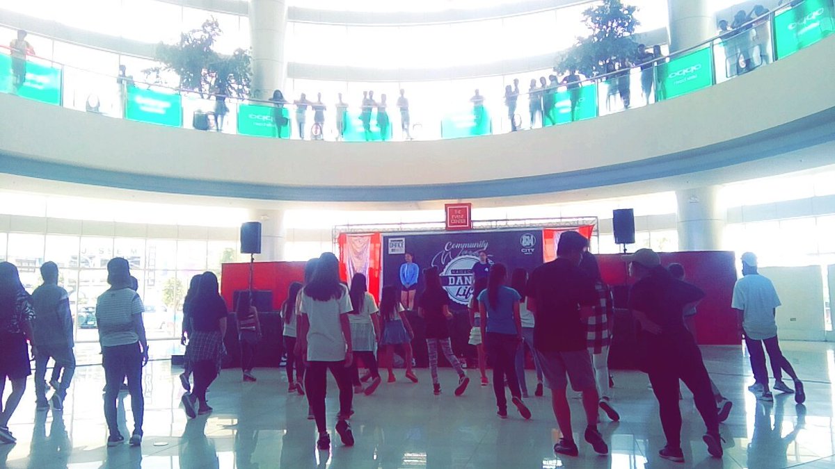 VinceAcademy's tweet photo. FIRST CLASS is about to start! 
Come and register now here @ SM City Naga! https://t.co/vpCjS3GyZz