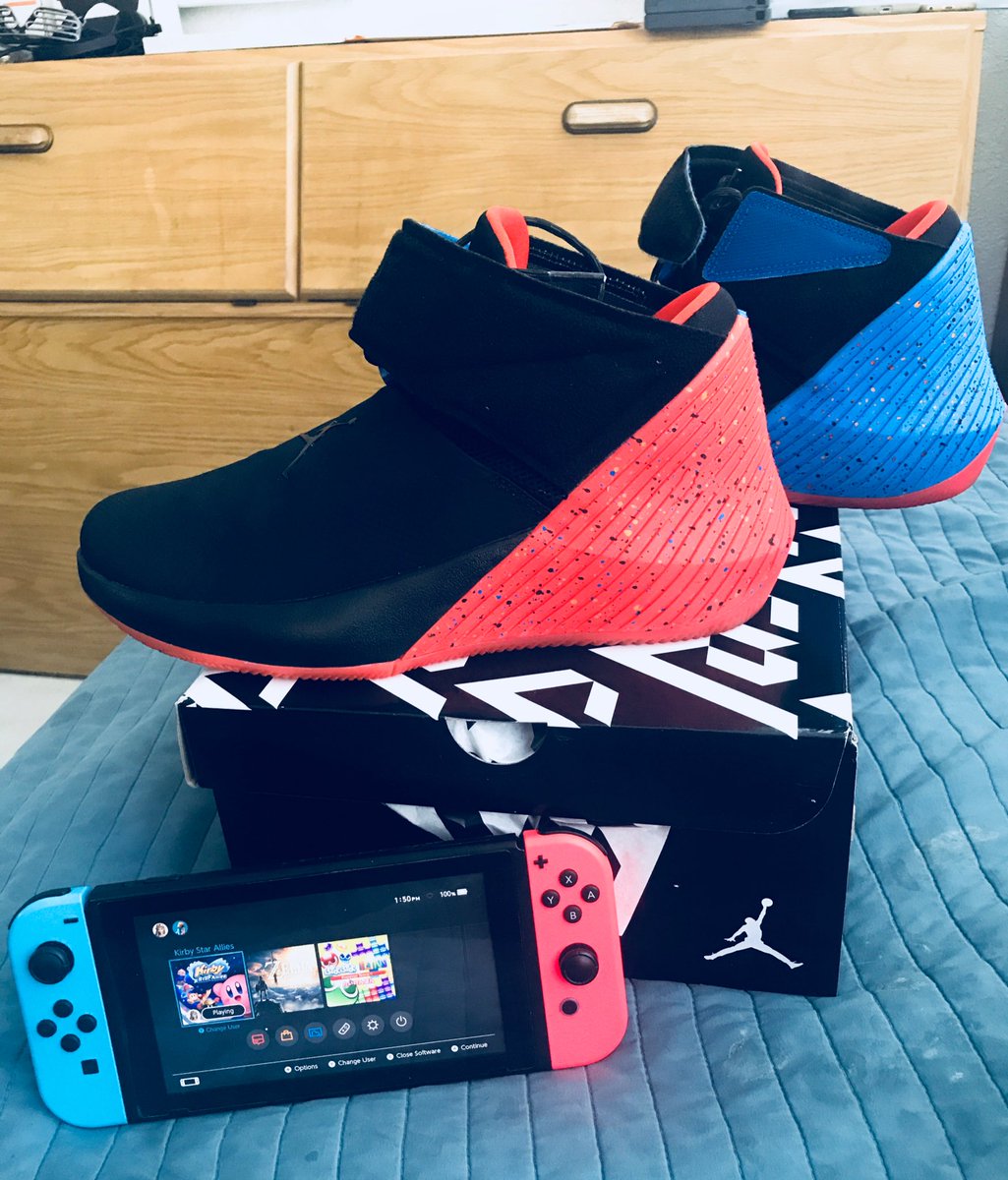 khiturner's tweet photo. These are my fav shoes thus far #Westbrook #Zero01 https://t.co/cF3cTdJtgJ