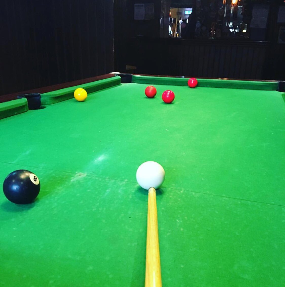 OwdNellsTavern's tweet photo. It’s miserable today, What better than to enjoy some #pool , a pint & our famous ‘sausage n mash’??? #canalside #local #loveyourtavern #clearlybetter #bridge44 #DoubleStamper https://t.co/bi8inkAhhb