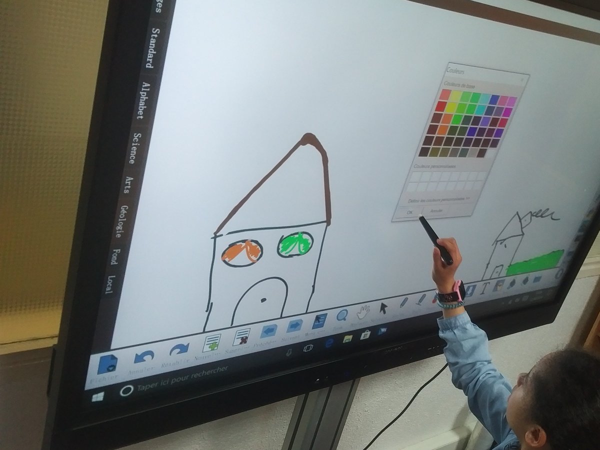 MotivSolutions1's tweet photo. Sur nos écrans connectscreen ! Intéragissez à plusieurs, de manière simultané, en toute simplicité , avec ou sans stylet.
@BoiteOutilsNum
@educatectice
@Edu_Num
#connectscreen
#marquefrançaise
#distributice
@Tamaplace33
@infosdudigital https://t.co/8K1MkaSyrv
