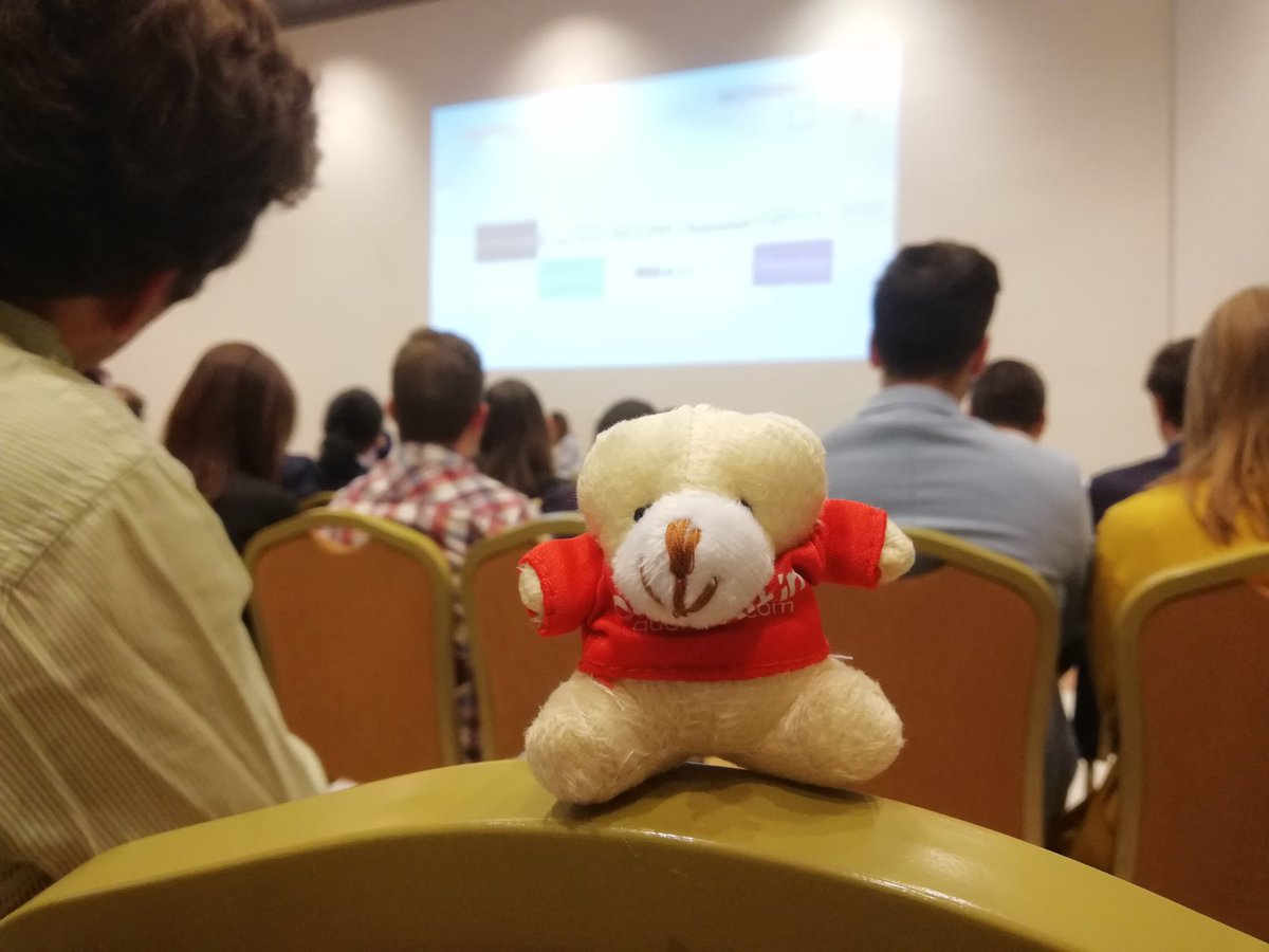91escribano91's tweet photo. #Queraltin la estrella de la mañana en #ecommercetoursv #Queraltomola #Queraltó @GrupoQueralto https://t.co/tCFyefk44u
