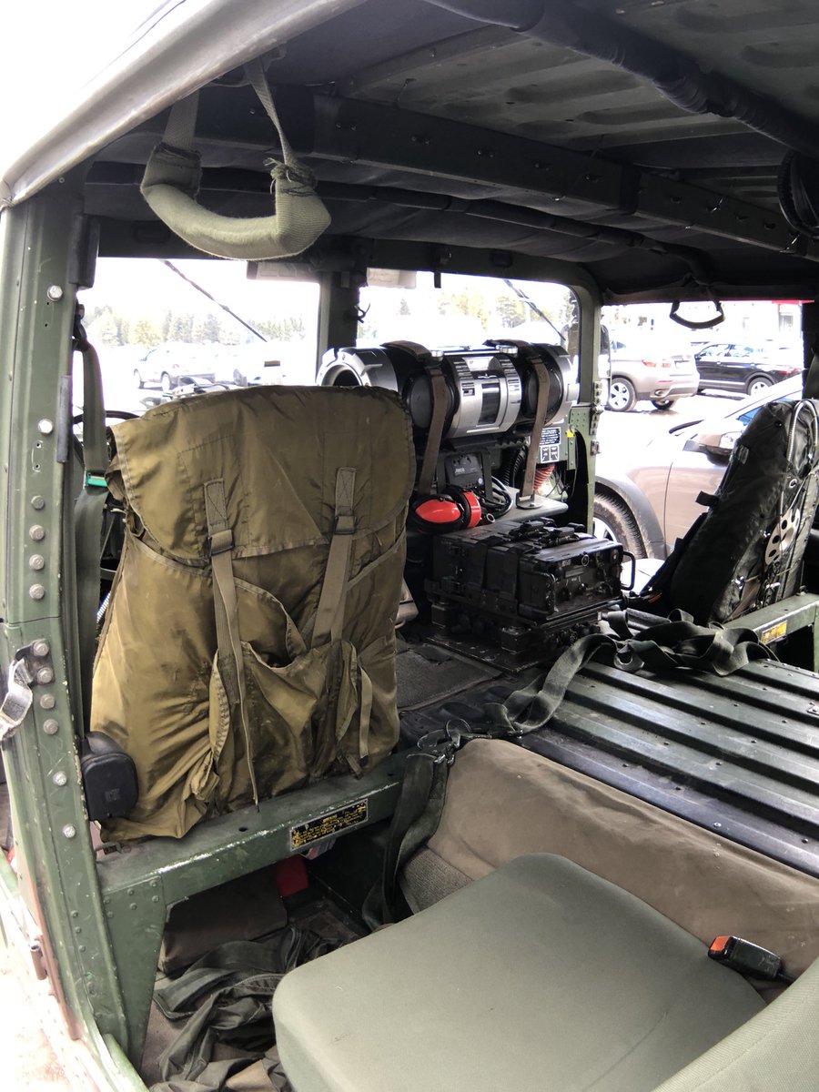 RunBeaujolais's tweet photo. Today’s transport.... Hummm #hummer #hummvee #offroad in @ArosaLenzerheid #skifunisrunfun https://t.co/5hP2PgAbyU