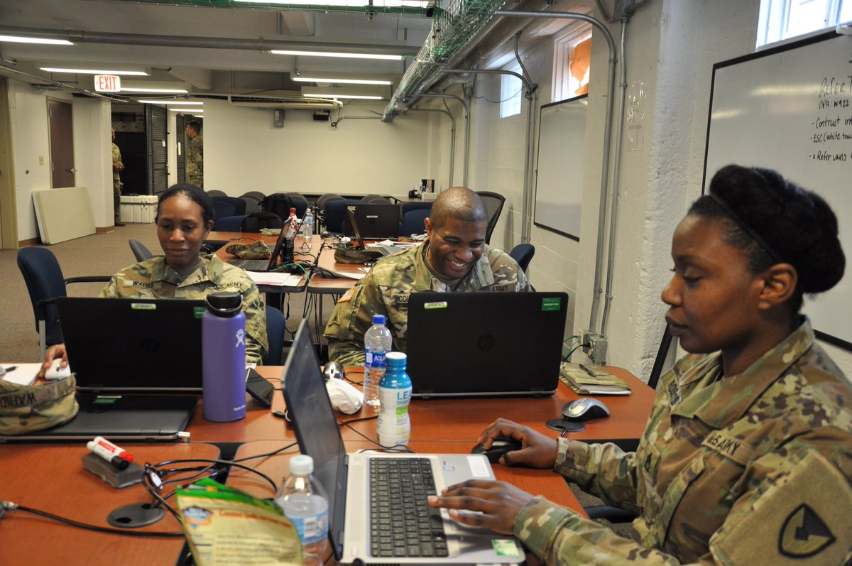 OCSJX's tweet photo. Images of members of the 900th Contracting Battalion supporting OCSJX-18 Phase II at Fort Bragg, North Carolina. https://t.co/R3Xhm8xxxu