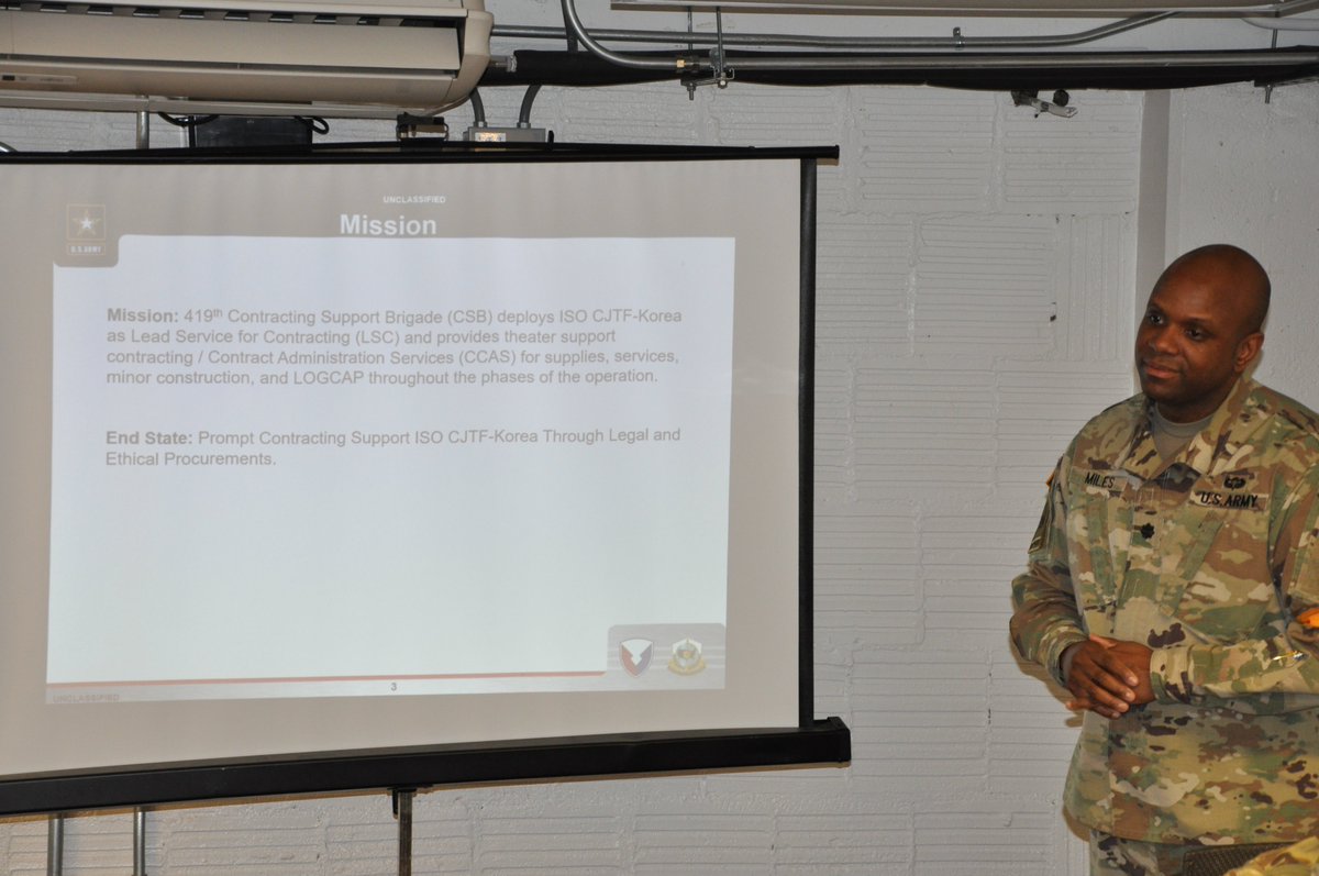 OCSJX's tweet photo. Images of members of the 900th Contracting Battalion supporting OCSJX-18 Phase II at Fort Bragg, North Carolina. https://t.co/R3Xhm8xxxu