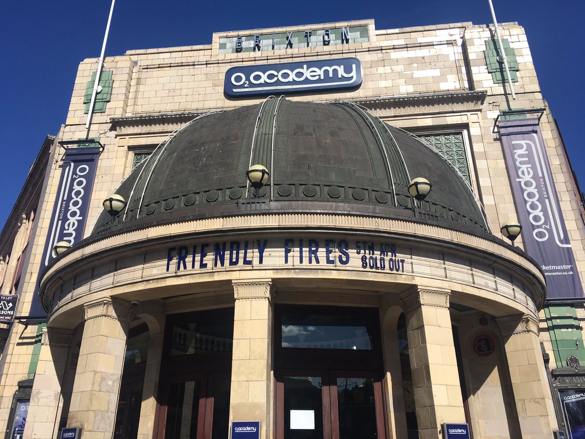 The sun is out for <a href="/FriendlyFires/">Friendly Fires</a>! Tonight's show times:
Doors 6:30pm
@AnnieMac <a href="/BBCR1/">BBC Radio 1</a> Airplay 7:15pm
<a href="/FrancMoody/">Franc Moody</a> 7:30pm
<a href="/_elderbrook/">Elderbrook</a> 8:05pm
<a href="/FriendlyFires/">Friendly Fires</a> 9pm 
Curfew 11pm
*Times approx, SOLD OUT*