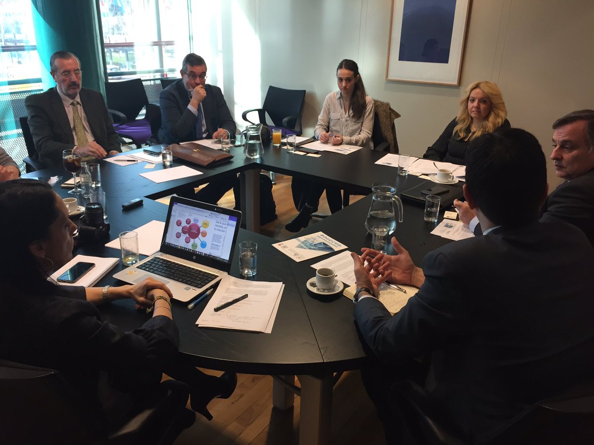 tecmaferia's tweet photo. Nuevo #FSMS LAB sobre sostenibilidad ambiental en el sector de la limpieza profesional, especialmente en centros comerciales. Gracias a @AFELIN_afelin #aefimil @ANAVAM1 @Rev_Limpiezas #aspel #aelma @feriademadrid @FSMS_es @ArrugaRafa @lolagb https://t.co/9nGEc9mwML