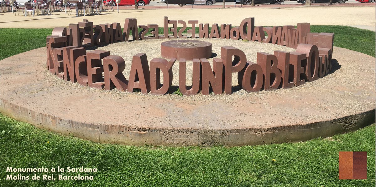 serraciments's tweet photo. Con los #pigmentos de #SerraCiments se ha conseguido esta preciosa #tonalidad utilizada en el #monumento a la #Sardana en #MolinsdeRei https://t.co/URKPhjw01Q
