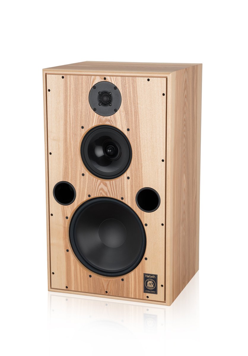 HarbethHQ's tweet photo. Will you be attending High End Munich 2018? You'll find us in Atrium 4.2 E213 demoing our M40.2 anniversary model with our German distributor, Input Audio #40yearsofHarbeth #olivewood #anniversaryspeaker #highendaudio https://t.co/hia9oh9LuB