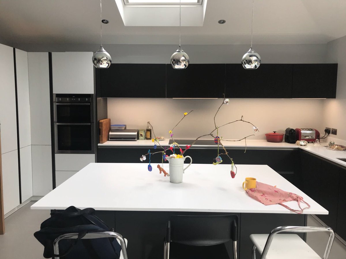 sheratoninterio's tweet photo. Installation in progress! How cool are these lights? Silver when off...swipe to see what they look like when they are on! 💥💥💥

#sheratoninteriors #lights #interiordesign #interiorinspo #germankitchen #germankitchendesign #bespokekitchen #kitchenshowroom #twickenham #richmond https://t.co/q6rC6dkqqi