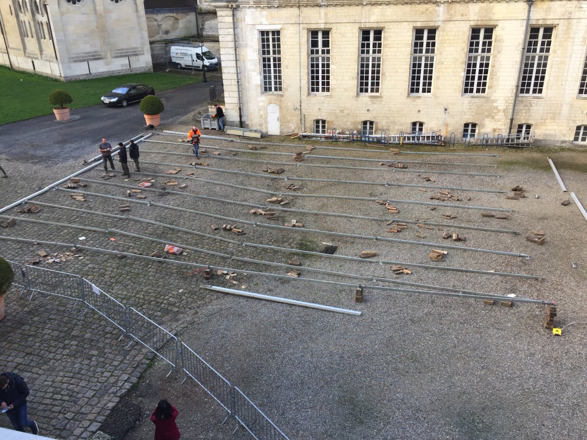 YannTournesac's tweet photo. Les 75 ans de l’ESC Amiens : début de chantier ! https://t.co/EPiLVfrwJ9