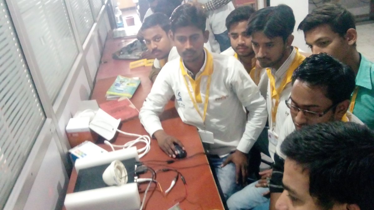 IcteLucknow's tweet photo. Our CCTV Installation Technician Students doing the general setting in DVR at @IcteLucknow @ictelko @MSDESkillIndia @NSDCINDIA @FollowESSCI @PMOIndia @dpradhanbjp @AnantkumarH @myogiadityanath #Skill4Jobs #ISUPPORTSKILLS https://t.co/HCVWUlw5Db