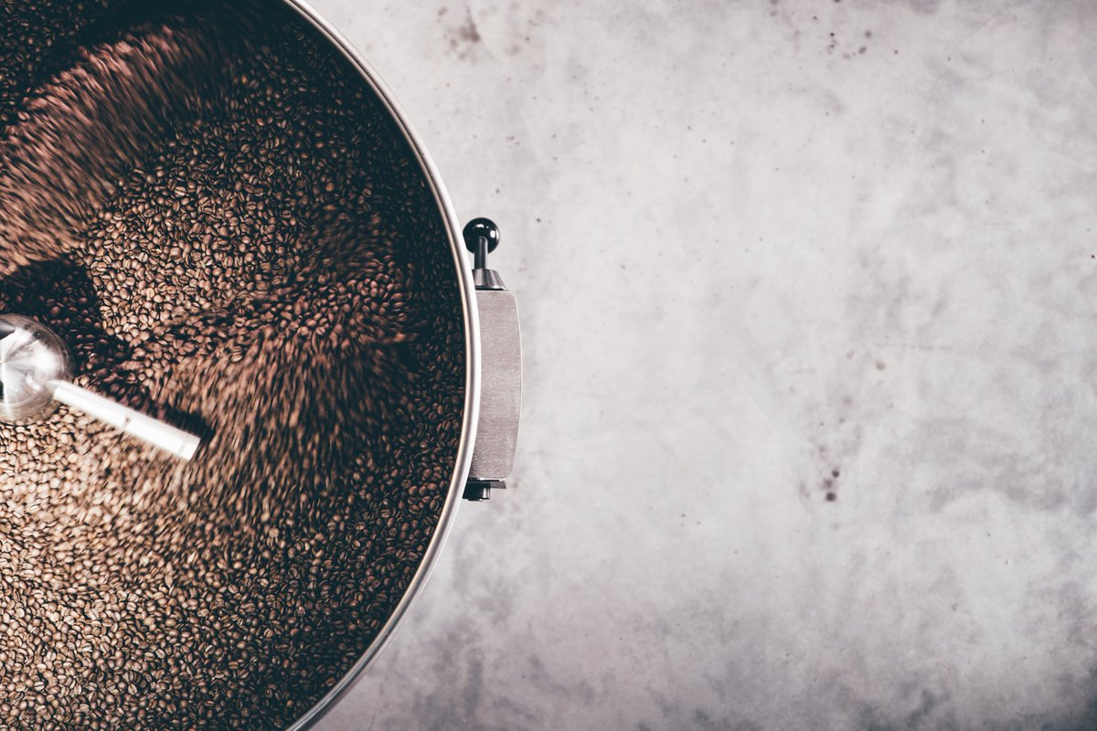 WardaCoffee's tweet photo. Let's roast!
#wardacoffee #wcr #wardacoffeeroasters #probat #probatone12 #coffee #specialtycoffee https://t.co/9tkCpDbQDu