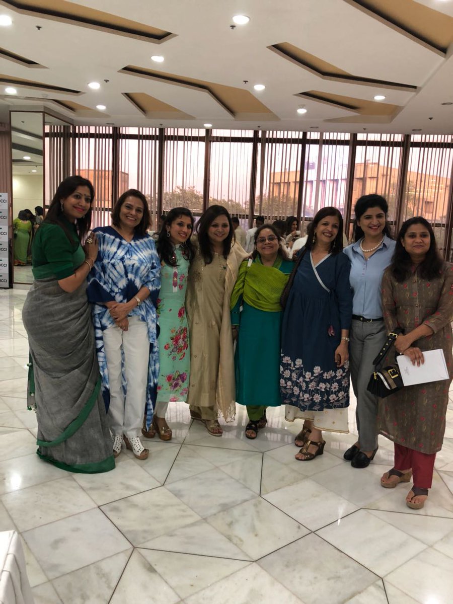 AlkaBatra1's tweet photo. #ChapterPresentation #FLODelhi #FLOEvent https://t.co/ViJHRv4ayL