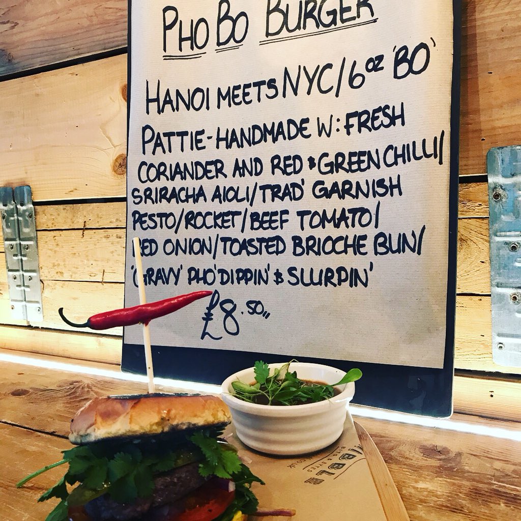 nibblehull's tweet photo. Prep is on for tonight’s Pho Bo dippin gravy - marrow bone/Oxtail/herbs and goodness #burger&gravy #dipit #homemade #nibblekitchen #slurpit #hullbid #streetfoodnights https://t.co/vPFVlSALmP
