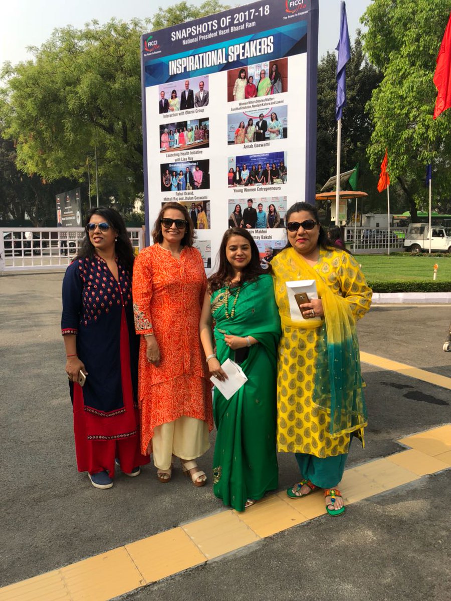 AlkaBatra1's tweet photo. #34thAnnualSessionAGM #WomenTransformingIndia #FLOIconAwards #FICCIFLO #FLOEvent https://t.co/RzYAkY10na