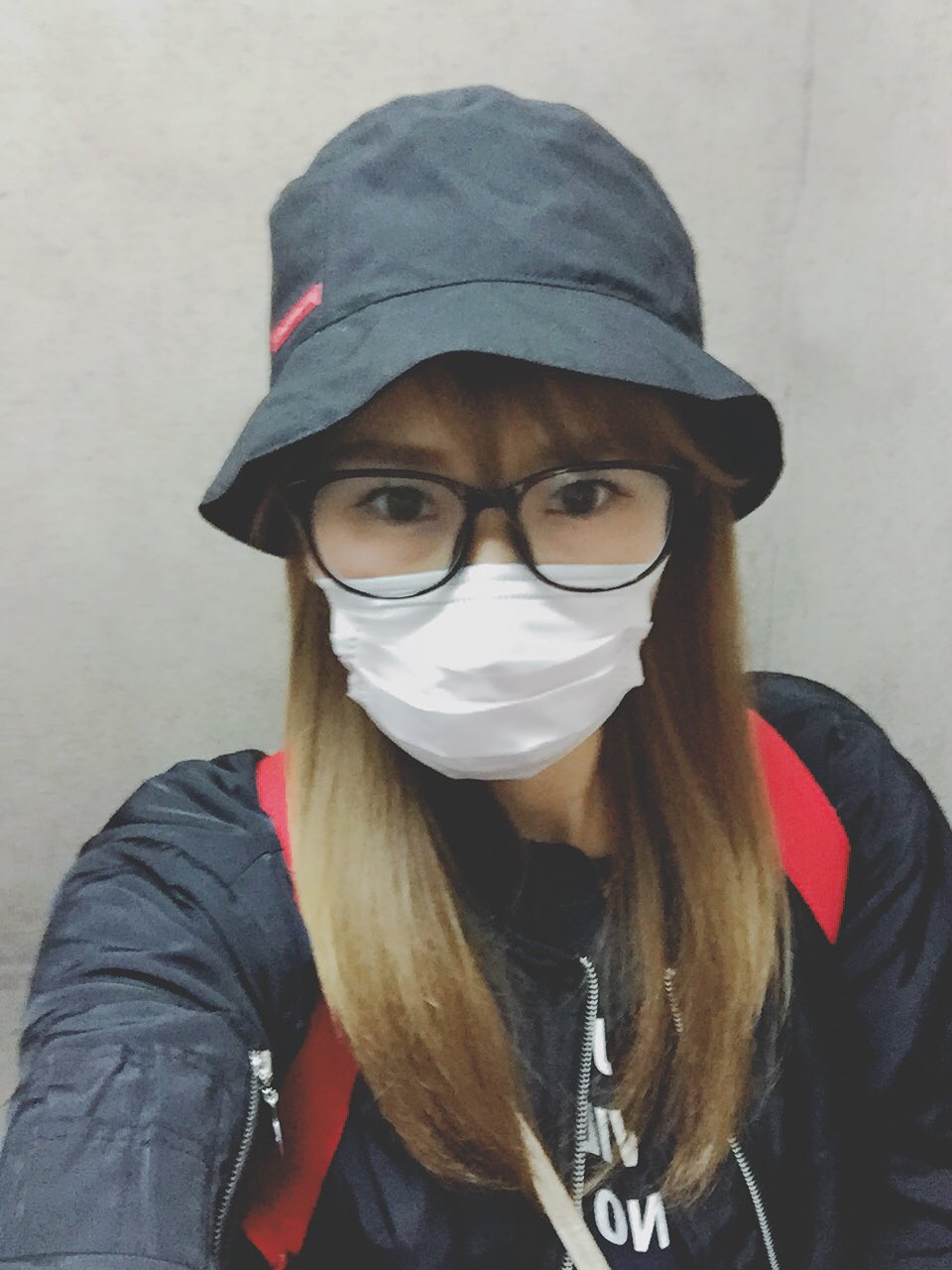 おしず 帽子にメガネにマスクにリュック なかなかのカメコさん感 T Co Ryrzzt5cmw Twitter