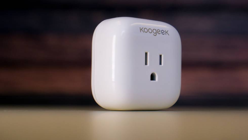 rodriguezhernan's tweet image. #Koogeek, el enchufe inteligente ‘low cost’ que se dirige con la voz.  
Una de sus  mayores ventajas es la versatilidad ya que se puede convertir en  cualquier aparato que necesite electricidad dentro del hogar. Su coste  es de 35 euros 

ow.ly/cKDo30jkcYU