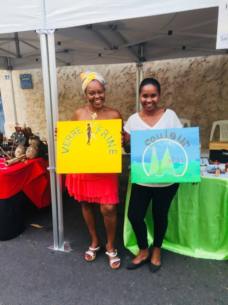 HotelLeRecif's tweet photo. 📢Samedi 16h à 20h : VENTE ÉPHÉMÈRE au Récif afin de valoriser et promouvoir le cirque de MAFATE : Produits du terroir et de l'artisanat local : confitures, épices, rhums arrangés, bijoux, sculptures en verre... NOUS VOUS ATTENDONS NOMBREUX ‼️🏞️ #Mafate #association #reunion https://t.co/7G6GCtxxbR