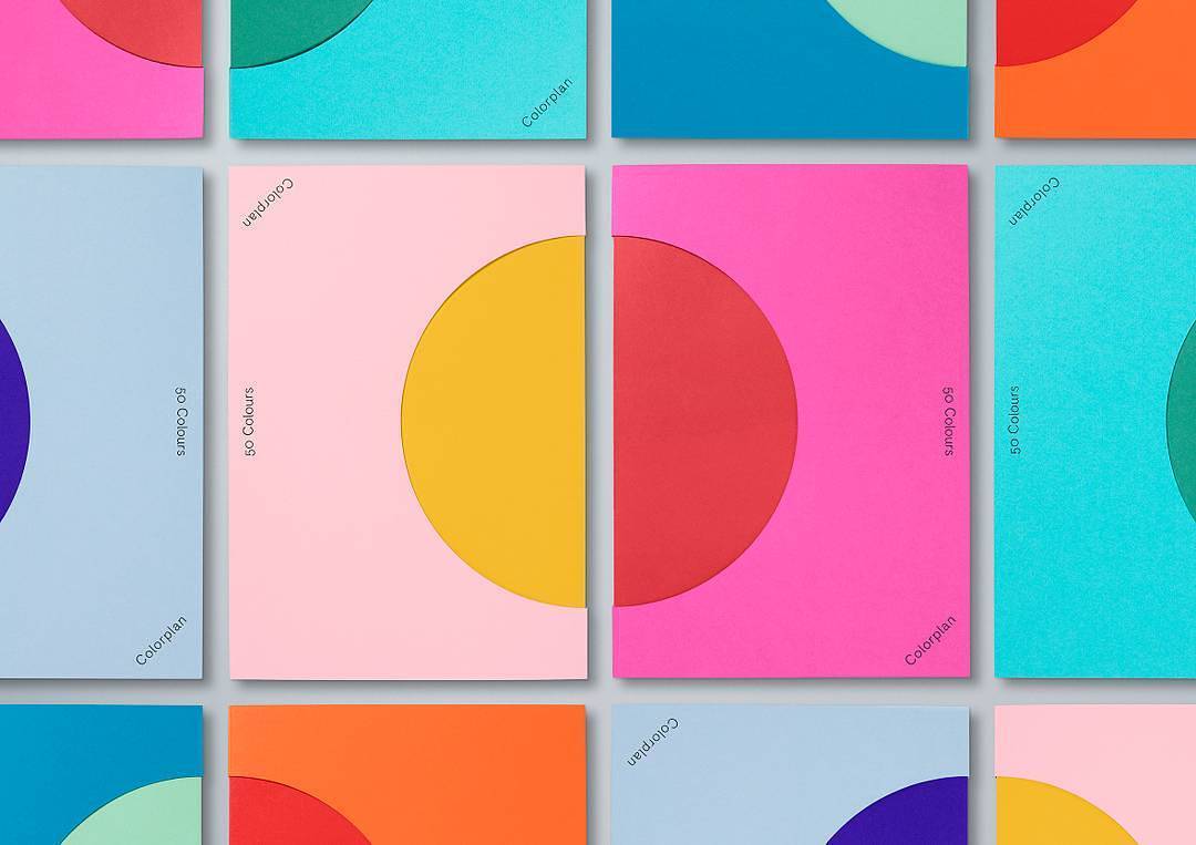 colorplanpapers's tweet photo. With 10 Colorplan covers to choose from in 2 complementary shades, the #DesignerPad is available exclusively at the @GFSmithpapers #PaperSmith >> https://t.co/YeX0cMZROd https://t.co/aL07kBdGdu