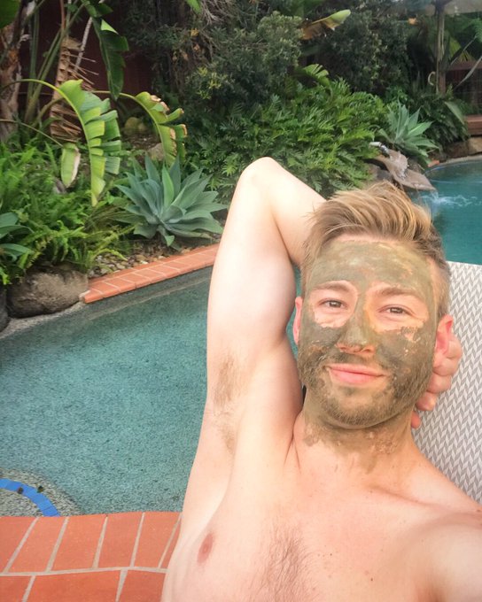 It&rsquo;s amazing how a mask can turn a work trip into a working holiday in the t.... https://t.co/VjHRCumdxK<a href="/tag/goldcoastgp"class="tags"><span>#goldcoastgp</span></a>