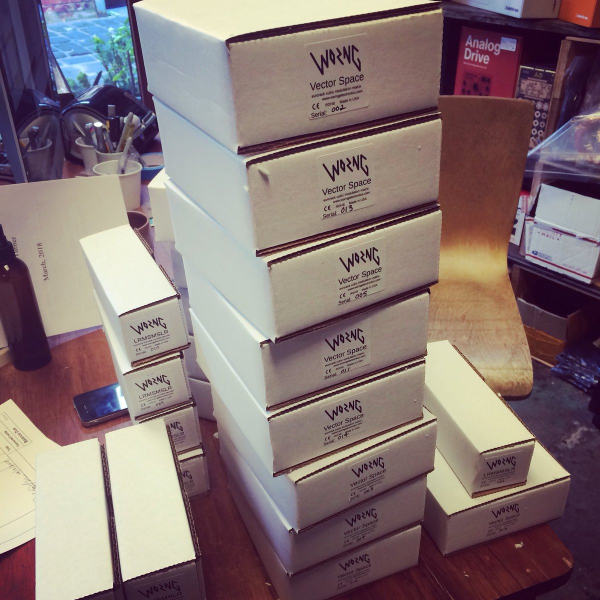 WORNG_electron's tweet image. #LRMSMSLR and #VectorSpace modules now in stock and shipping from @foundsound_ and @Schneidersladen