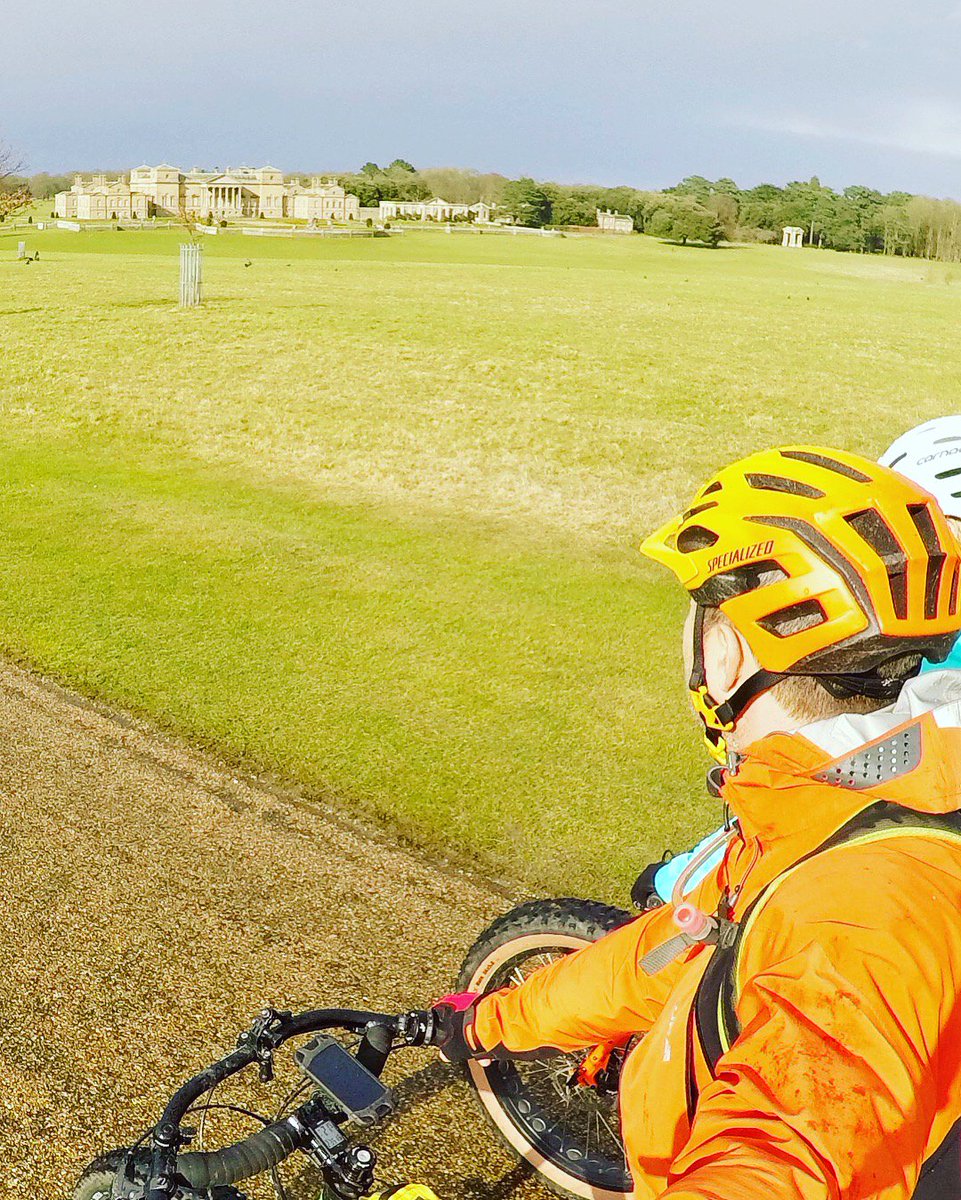 WildSwimBikeRun's tweet photo. We're enjoying a break in #Norfolk &amp; found this #cycling gem at the @Holkham Estate. Perfect 4 all especially #families looking 4 a fun, #safecycling experience. Bike hire, cafe &amp; parking with friendly, helpful staff 👍 @Mikmon10 #cyclingholiday #familycycling #cylclehire https://t.co/aOsLi5EPy8