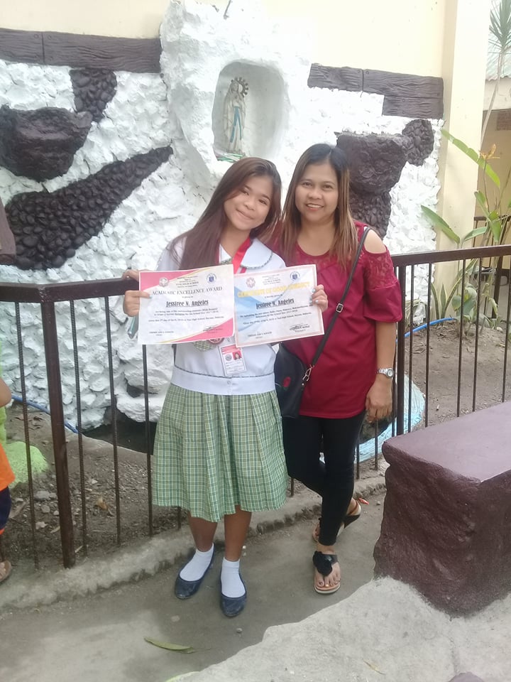 jmmm39's tweet photo. Thankyou mama! β€οΈ
#withhonors
#conductaward
#Diamondsinthemaking
#thanksGππ https://t.co/1TLKErkn4t