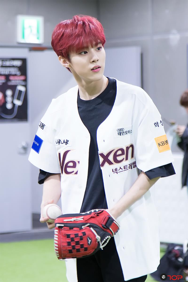 10tionSquad's tweet photo. [NAVER UPDATE]
#Up10tion #업텐션 #업10션 #CANDYLAND 
#Wooshin #우신 https://t.co/NEkcJXVXn5