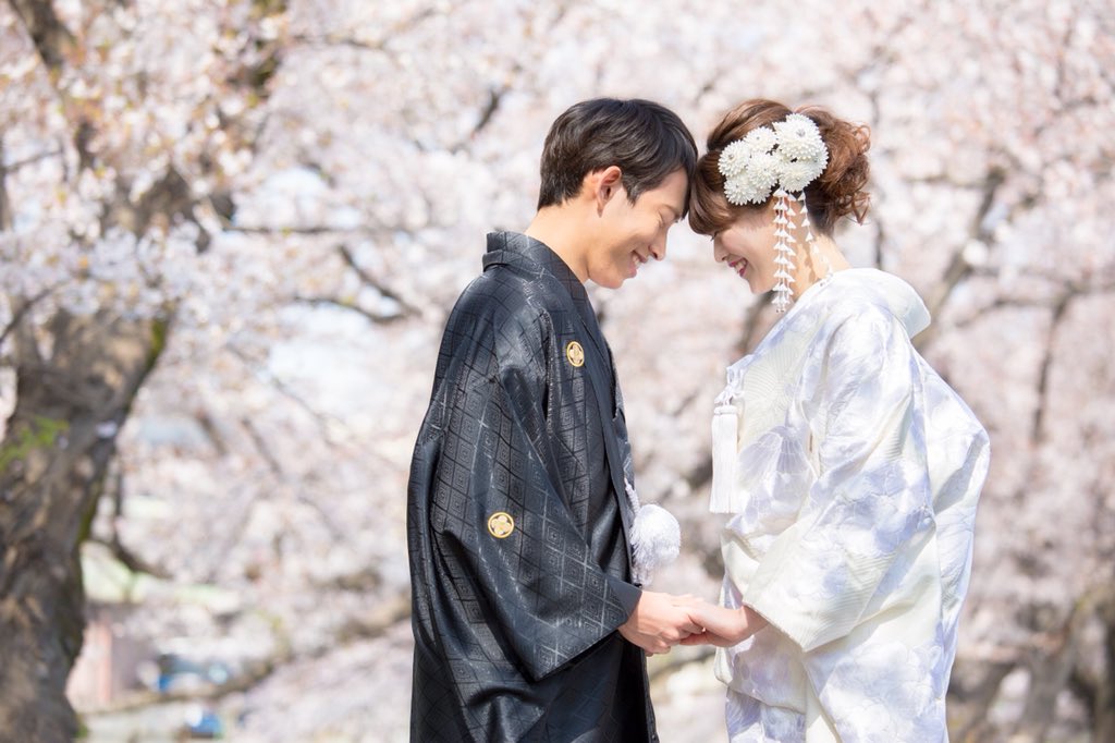 ryuujapan_t's tweet photo. 先日のウエディングのデータすごく嬉しい✨いい写真たくさんあるので、またアップします(^^)
川越 #ウエディング はなな結びさんがおススメですよ〜！！ #スーパーjチャンネル の取材も入りました！！
#photographer @LifaKon 
#モデル @ryuki_tobo 
H&amp;M 高山まな
#和装 #なな結び #和装婚 https://t.co/cMivaEtSxZ