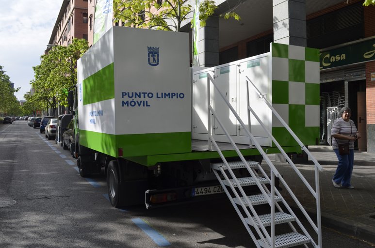 ¿No sabes dónde están?  ♻️
«Mapa interactivo de los #puntosLimpios fijos y móviles del Ayuntamiento de <a href="/Madrid/">Ayuntamiento Madrid</a>» 👉 bit.ly/2IuYG2U
#Reciclaje