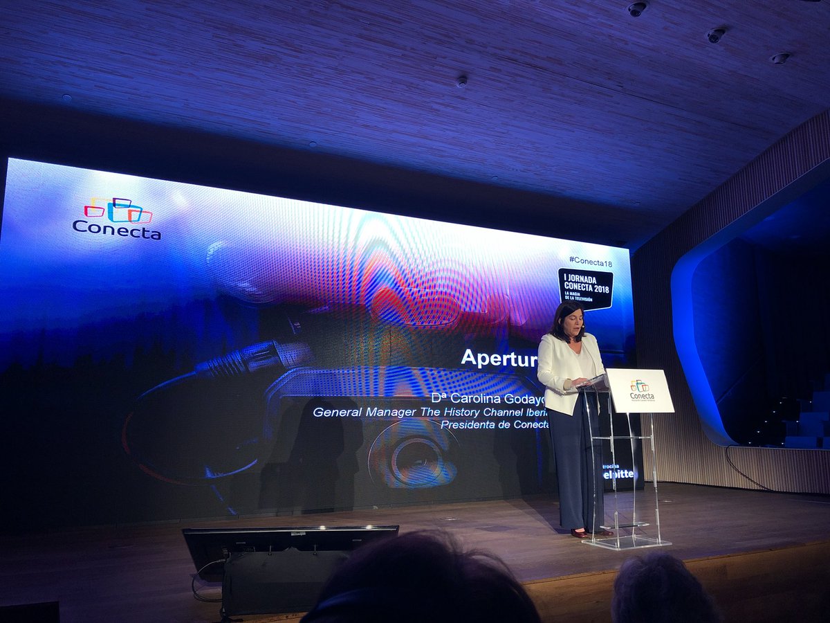 AMCGlobalMediaI's tweet photo. Carolina Godayol presenta hoy la I Jornada Conecta . La magia de la televisión. #conecta2018 https://t.co/jQoaqBKn9S
