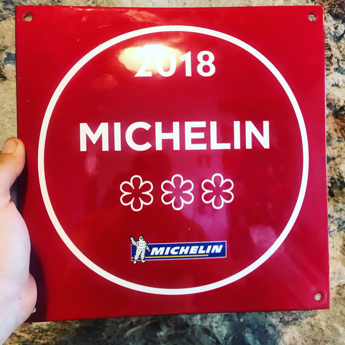 chefdelmar's tweet photo. Nos ha llegado esto .. @makroESP @Chemaleonfranco @mcglaria @Aponiente  .. its a dreams .
Año a año ... trabajando duro !!! https://t.co/P2IhFjnRG8
