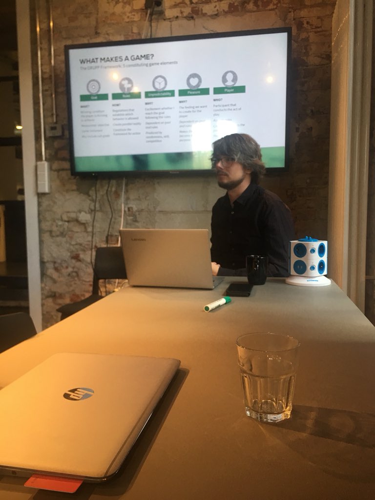 Der_Link_SG's tweet photo. Thanks to @Pfeffermind for coming over to Factory and introducing Gamification to our bulgarian colleagues from @sgexpressbank https://t.co/JTqZsD13uu