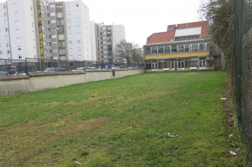 Jardiniers en herbe #INSeineSaintDenis,  la ville de <a href="/montreuil/">Ville de Montreuil</a> a besoin de vous ! CC <a href="/LeParisien_93/">Le Parisien | 93</a> bit.ly/2GC2K0B