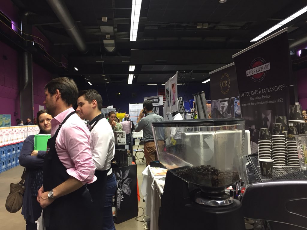 GNI_Grand_Ouest's tweet photo. Atelier produits: Animations chez #caféRichard « #Barista: réaliser des latte, macchiato, mocaccino » #WorkChope2018 @GNI_Grand_Ouest https://t.co/uKzFgA197Q